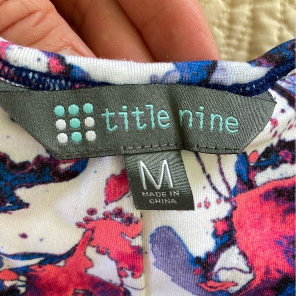 Title Nine Splatter Floral Print Cut Out Back Athletic Dress Shelf Bra (Size M) - Picture 7 of 10